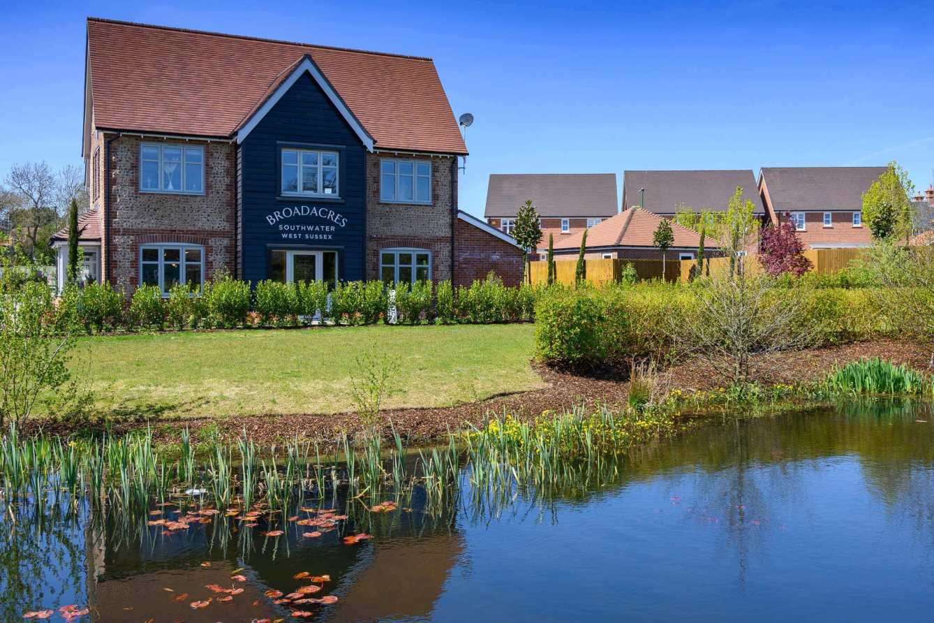 藍莎集團 | 英國置產一站式服務